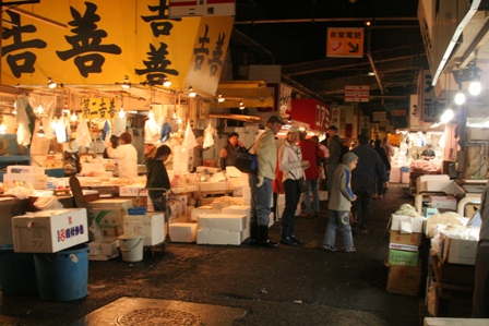 sm20051119 Tsukiji Fish Market 005.jpg